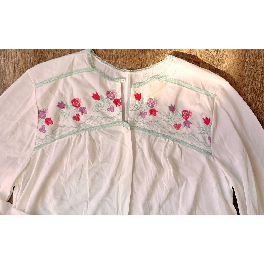 Vintage White nightgown and‎ robe set size M (35-37), JCPenney - Picture 7 of 11